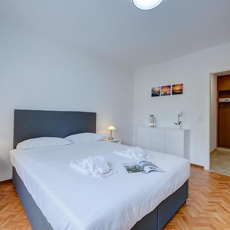 Lido Apartment - Happy Rentals Locarno Eksteriør bilde