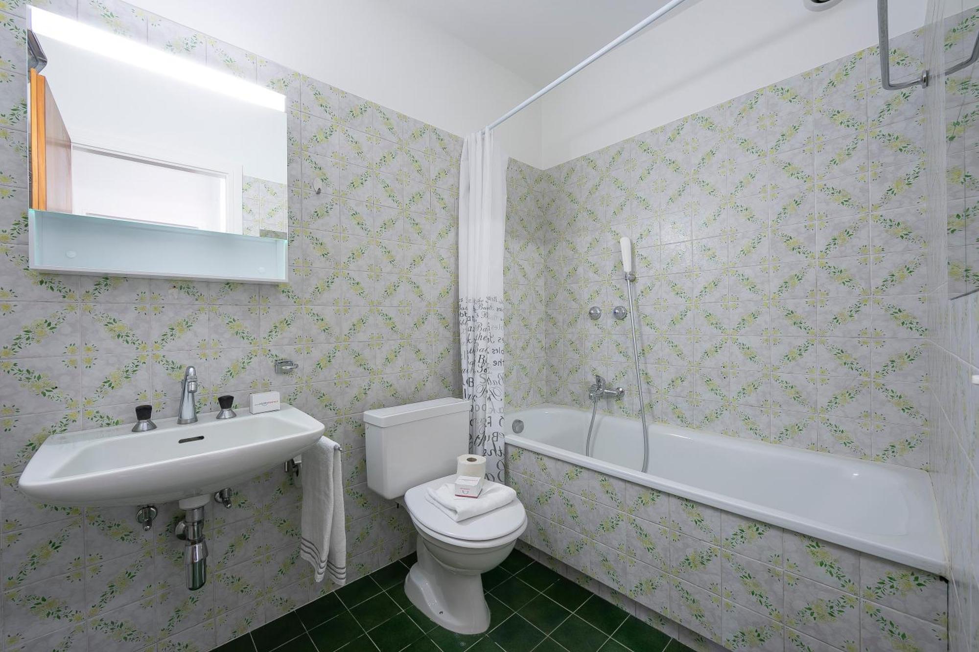 Lido Apartment - Happy Rentals Locarno Eksteriør bilde